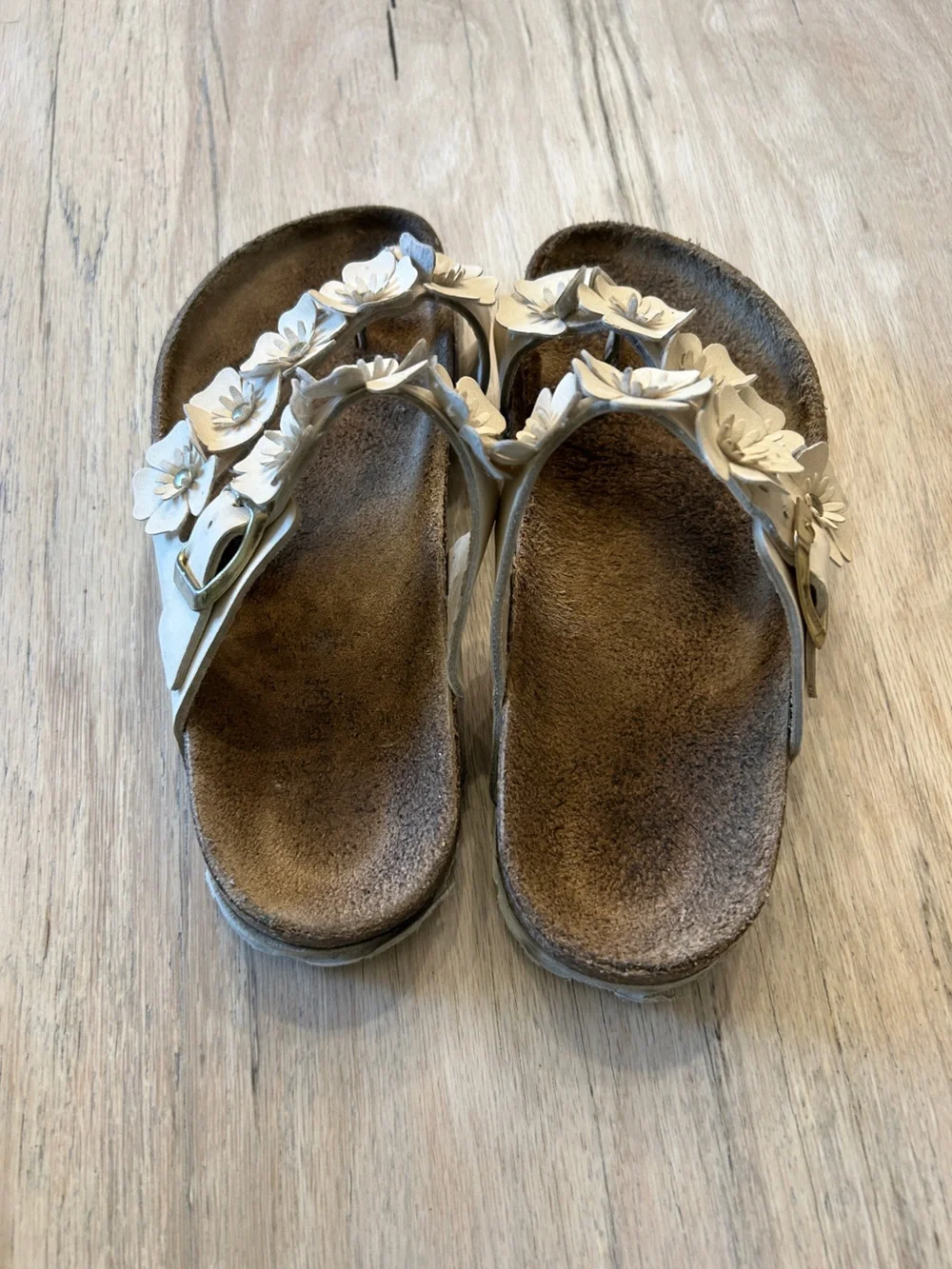 Girls Slip on Sandals with Flowers